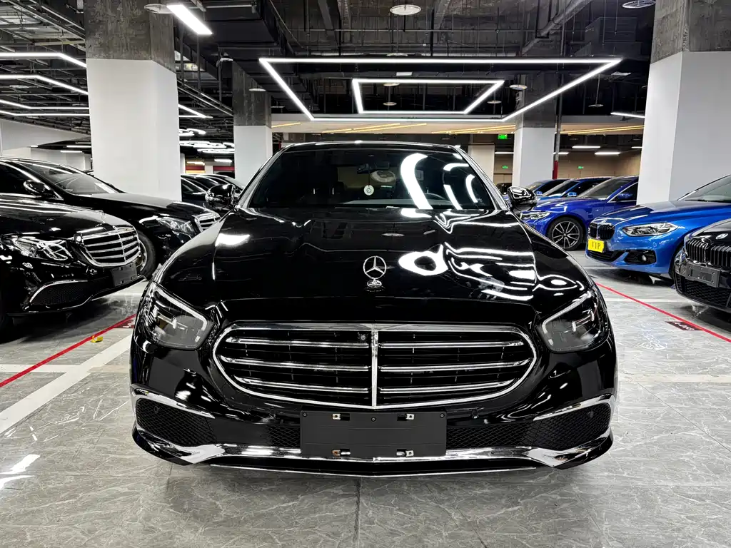 Mercedes-Benz E-Class 2021