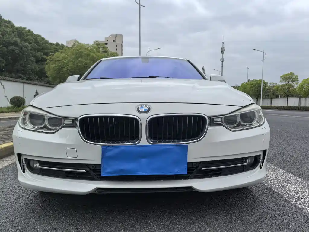 BMW 3 Series 2017 — фото 2