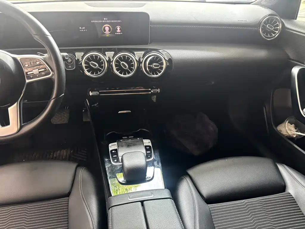 Mercedes-Benz A-Class 2020 — фото 9