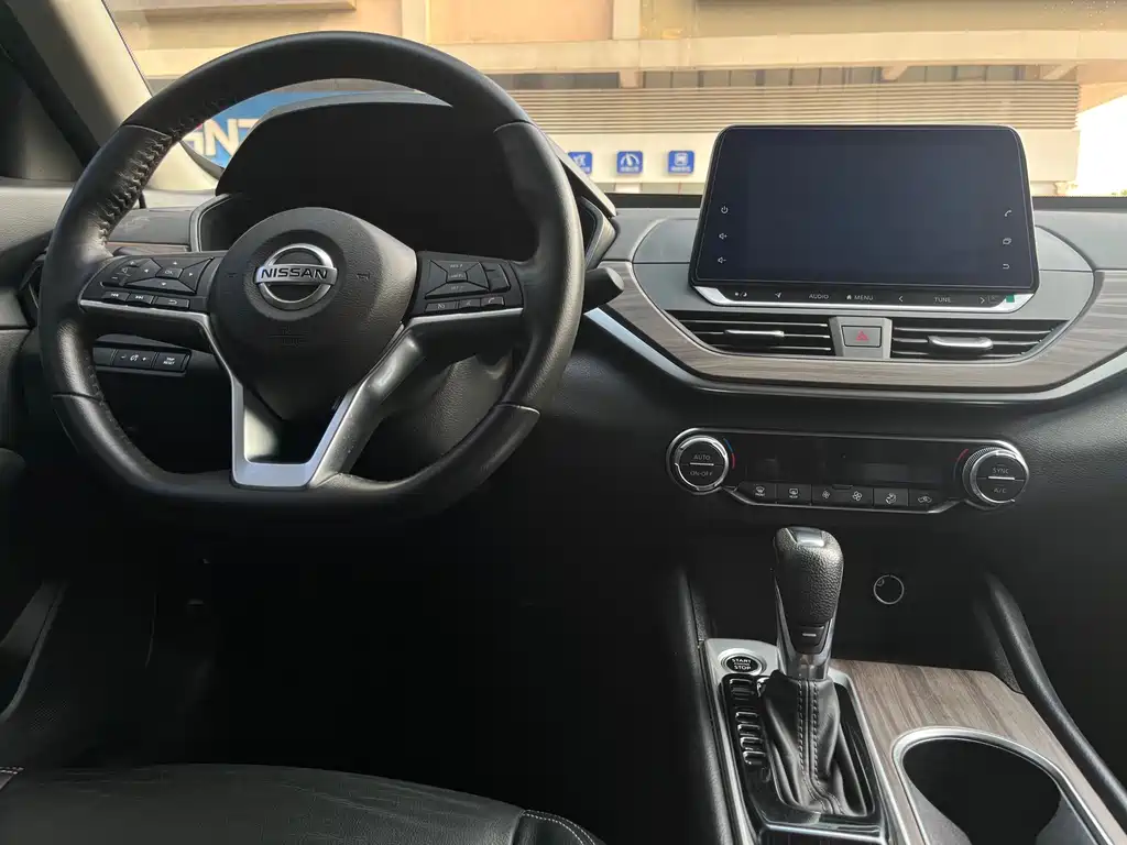 Nissan Teana 2022 — фото 14