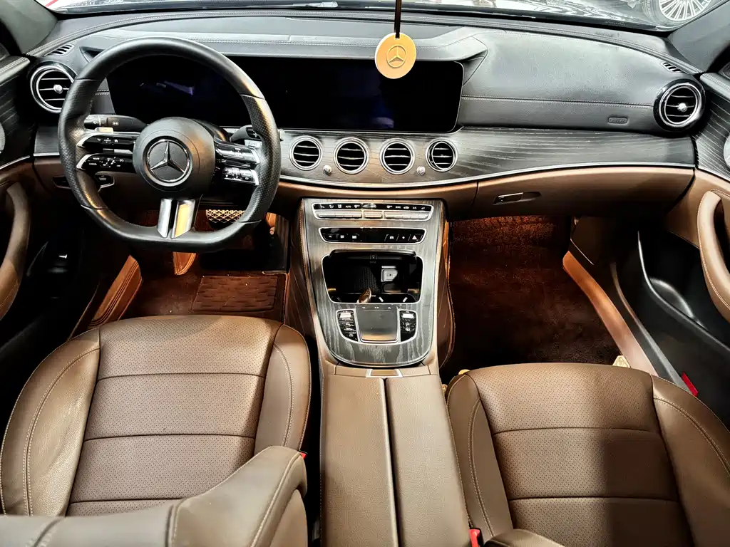 Mercedes-Benz E-Class 2021