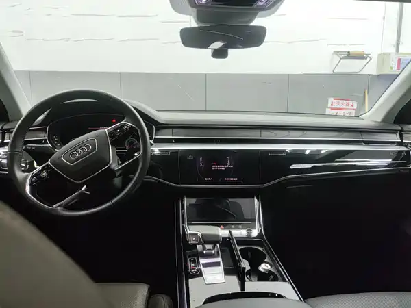 Audi A8 2021