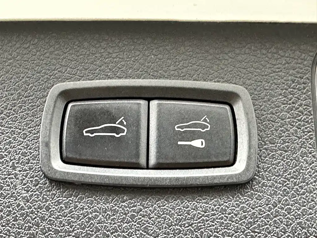 Porsche Macan 2021 — фото 24