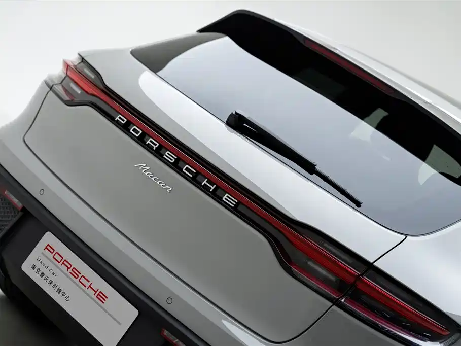 Porsche Macan 2022