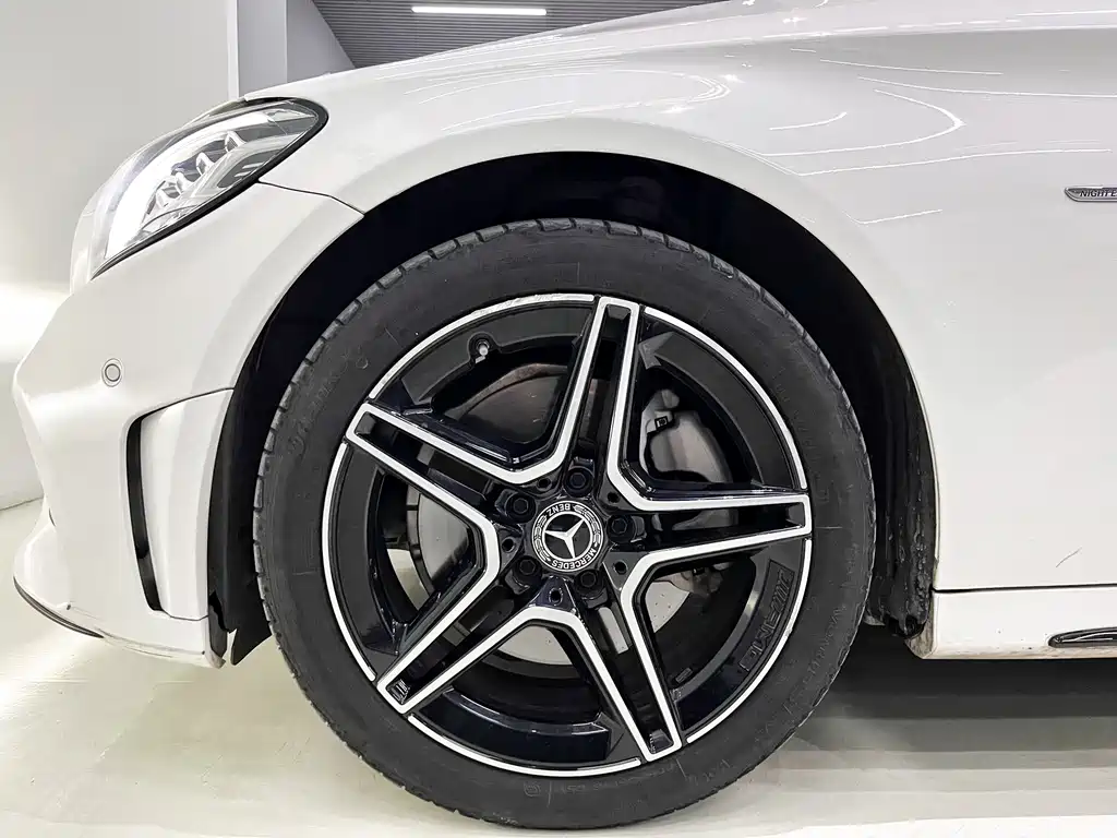 Mercedes-Benz C-Class 2021