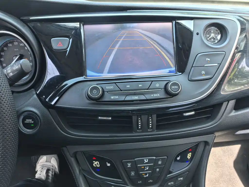 Buick Envision Plus 2015 — фото 11