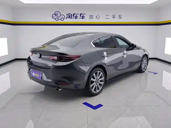 Mazda 3 Axela 2025