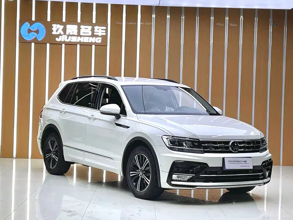 Volkswagen Tiguan L 2021 — фото 3