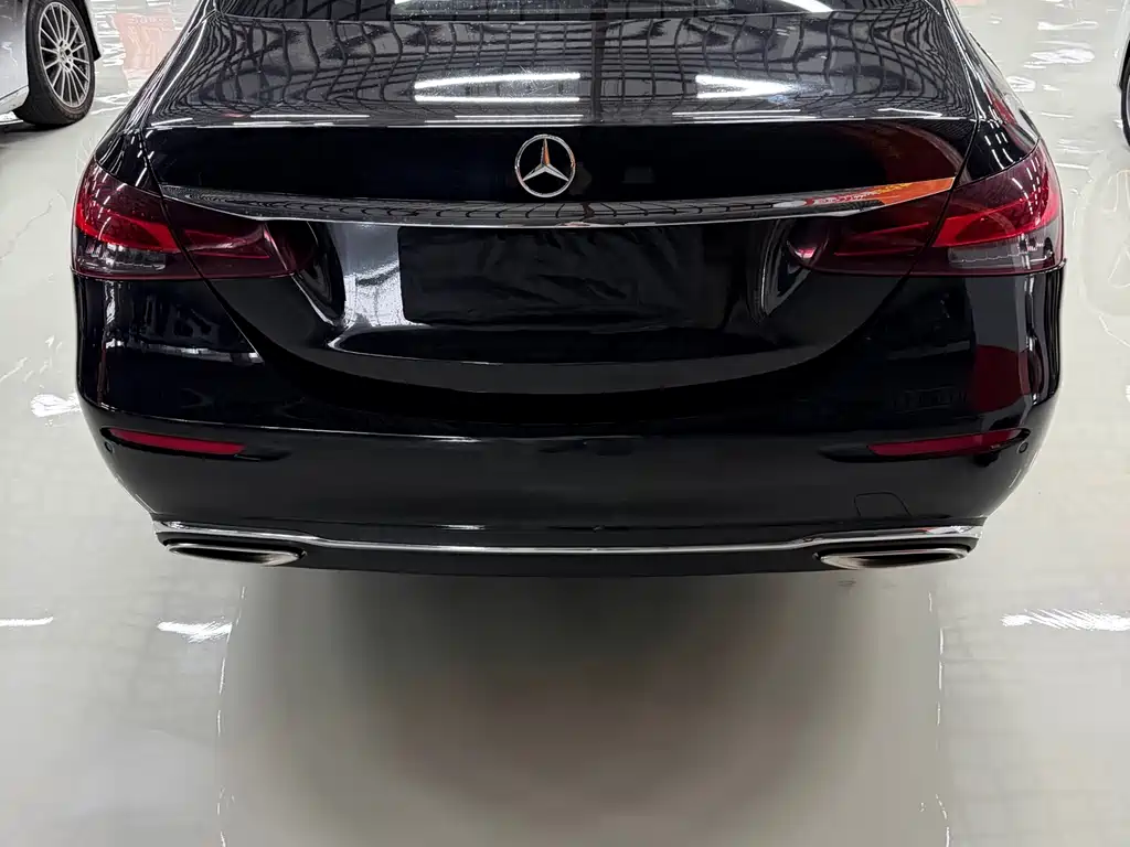 Mercedes-Benz E-Class 2021 — фото 8