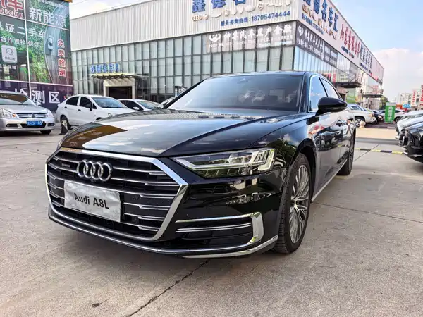 Audi A8 2021