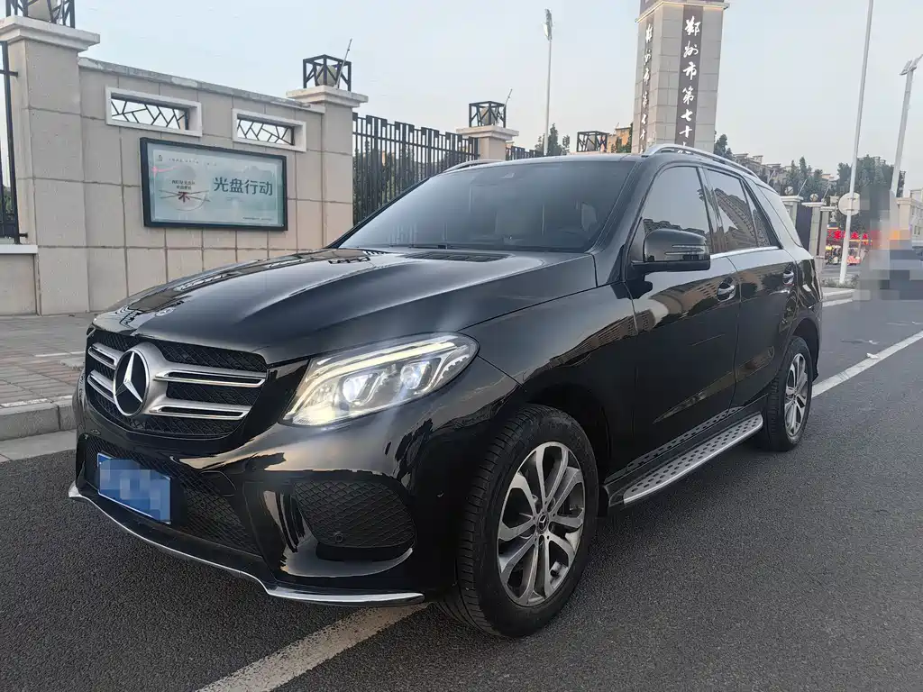Mercedes-Benz GLE 2018