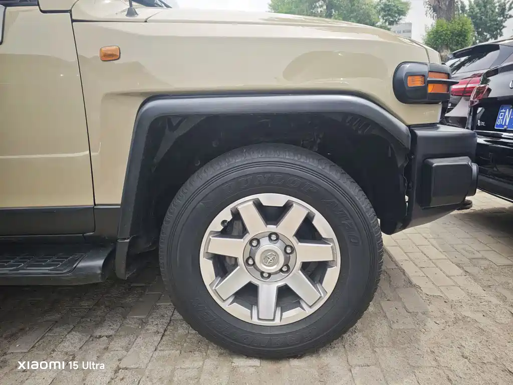 Toyota FJ Cruiser 2018 — фото 10