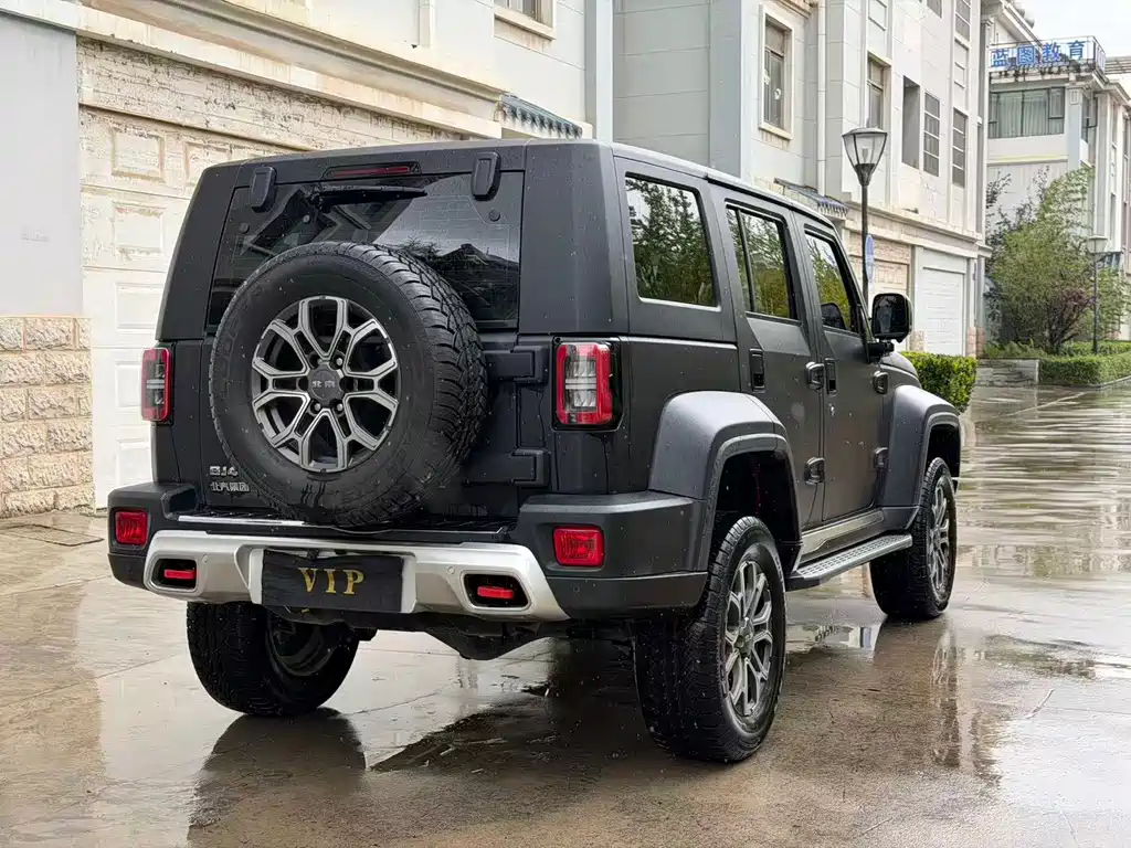 BAIC BJ40 2025 — фото 8
