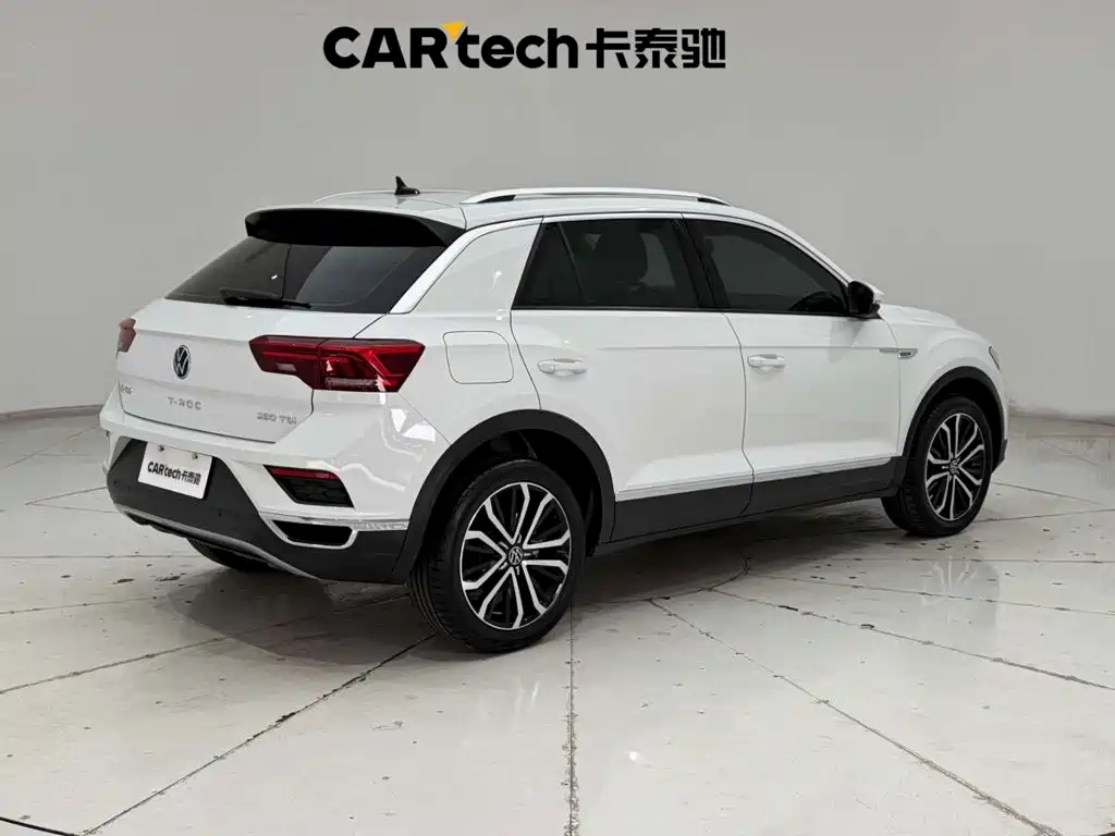 Volkswagen T-Roc 2021 — фото 11