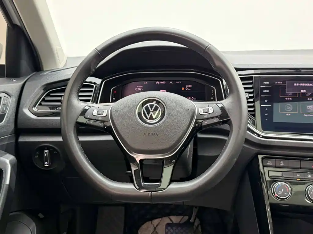 Volkswagen T-Roc 2021 — фото 26