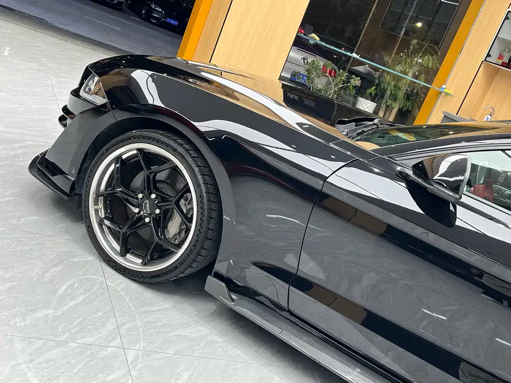 Ford Mustang 2021 — фото 14