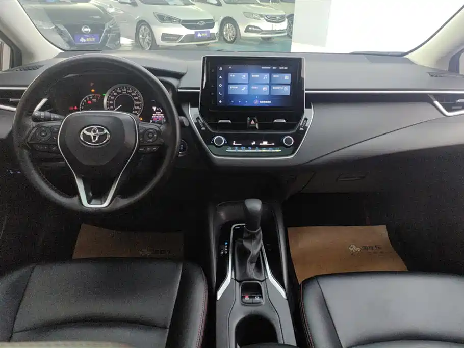 Toyota Corolla 2022 — фото 12