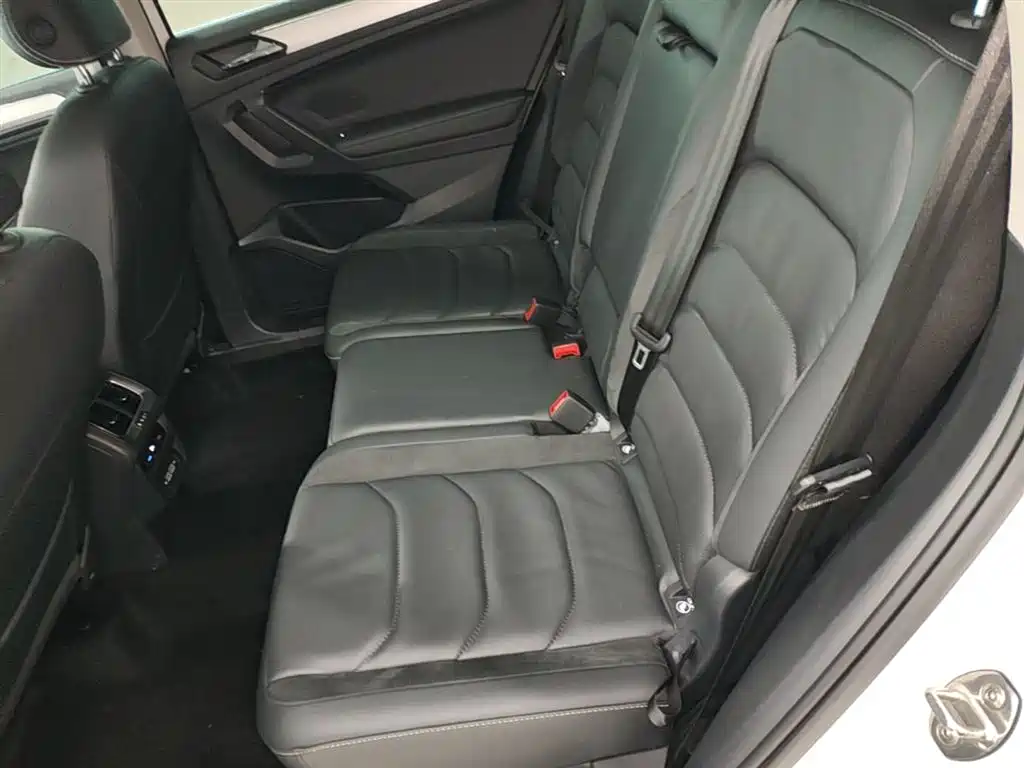 Volkswagen Tiguan L 2021 — фото 17