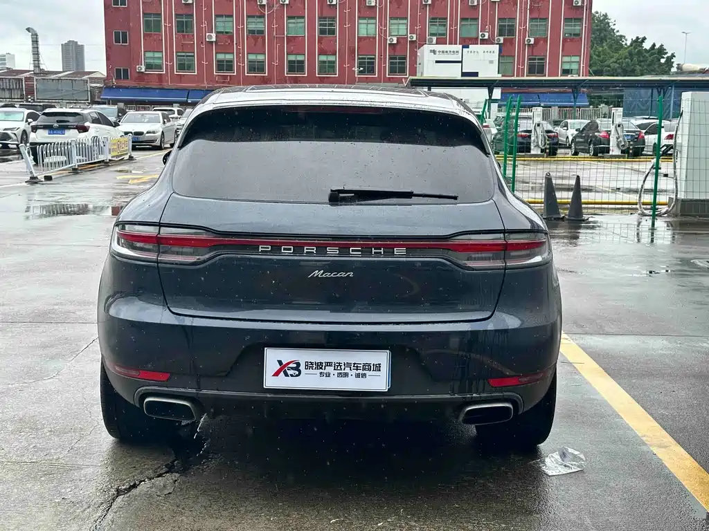 Porsche Macan 2020