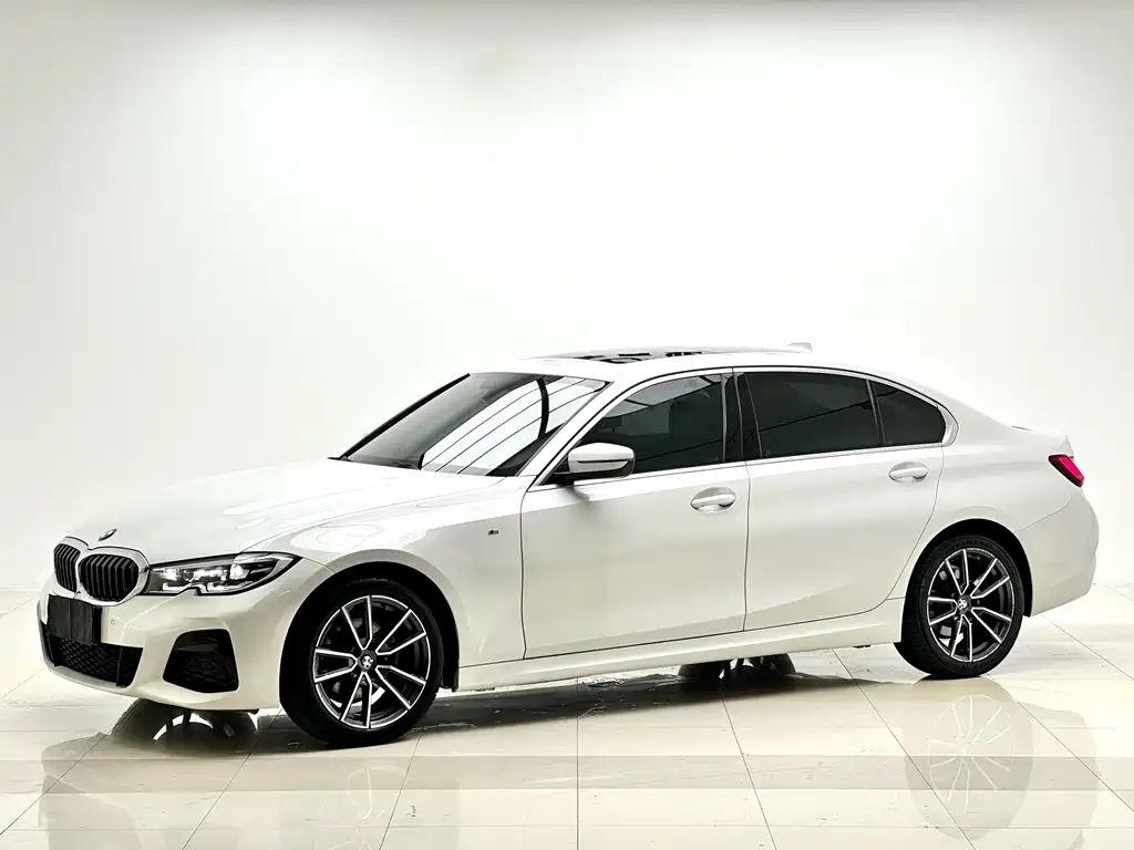 BMW 3 Series 2021