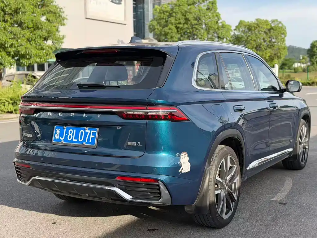 Geely Xingyue L 2022 — фото 15