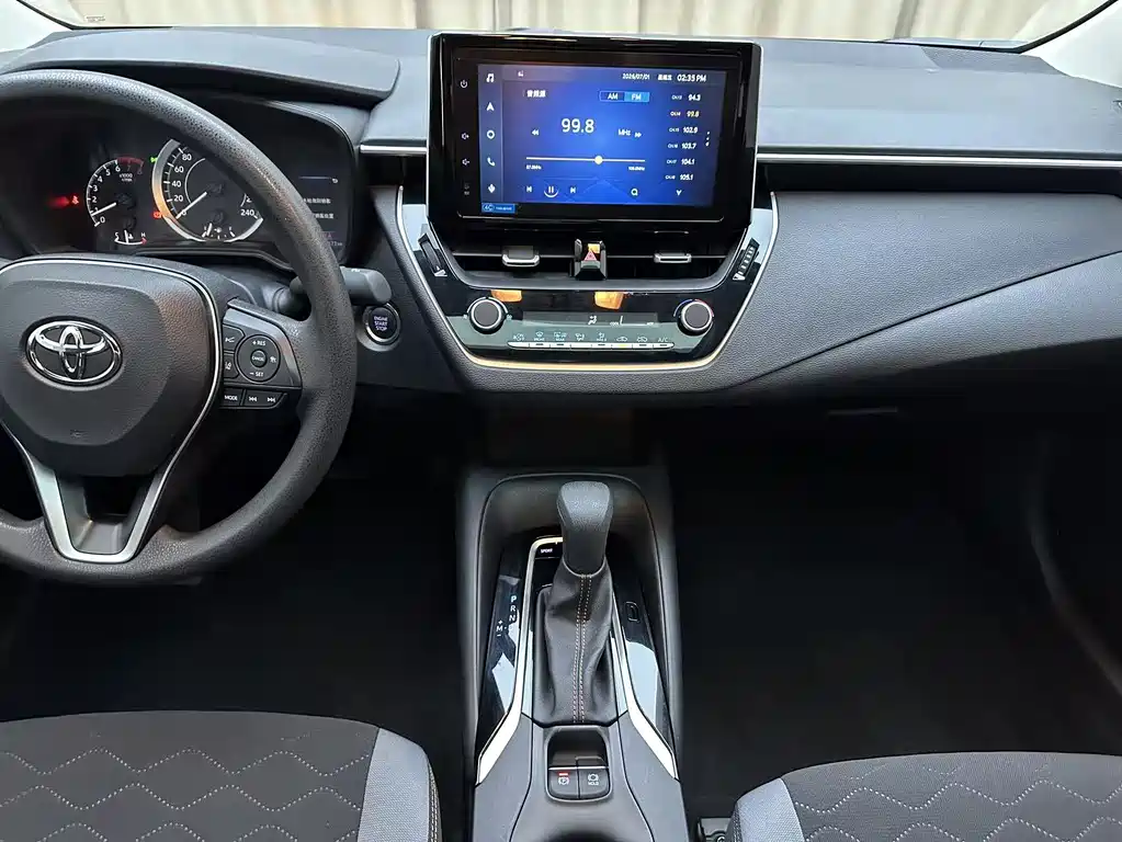 Toyota Corolla 2022 — фото 11