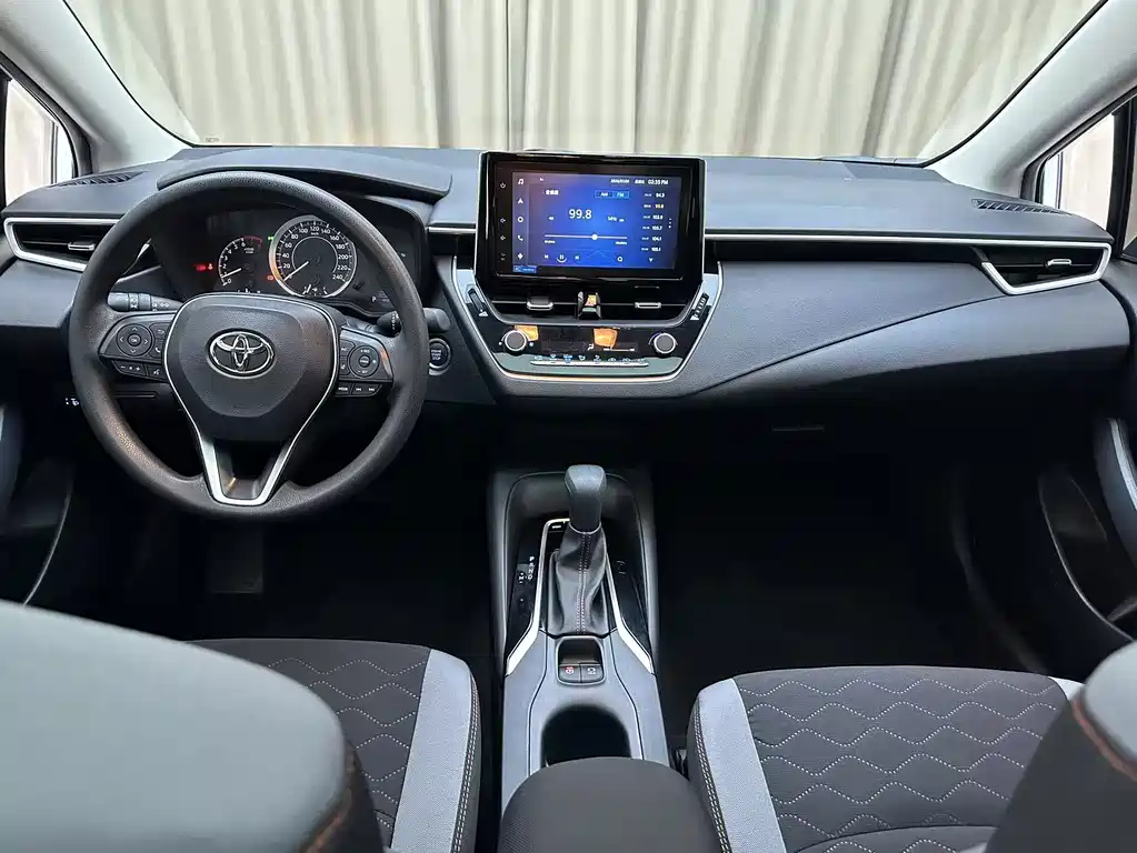 Toyota Corolla 2022 — фото 12