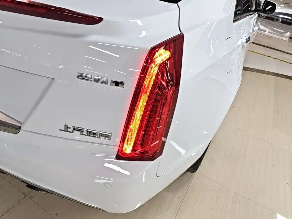 Cadillac ATS-L 2019 — фото 8