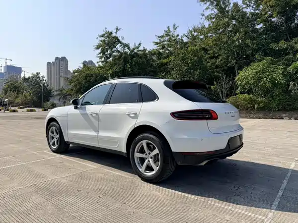 Porsche Macan 2016