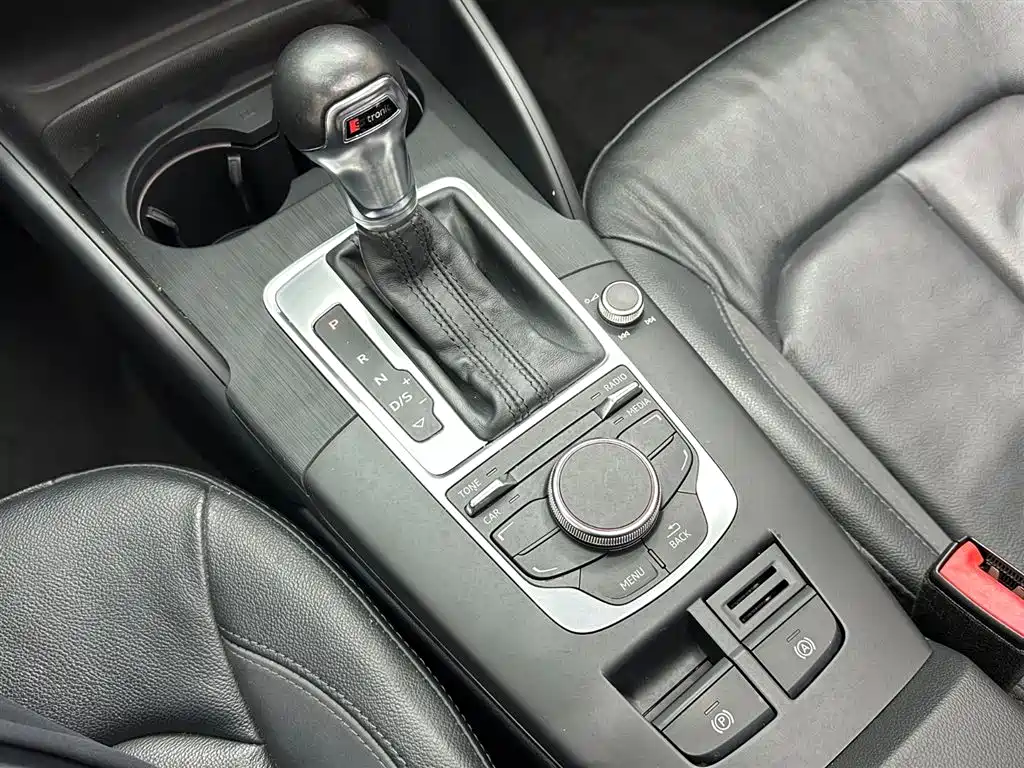 Audi A3 2015 — фото 17
