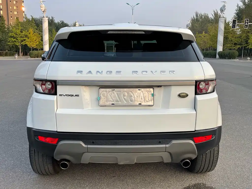 Land Rover Range Rover Evoque 2015 — фото 8