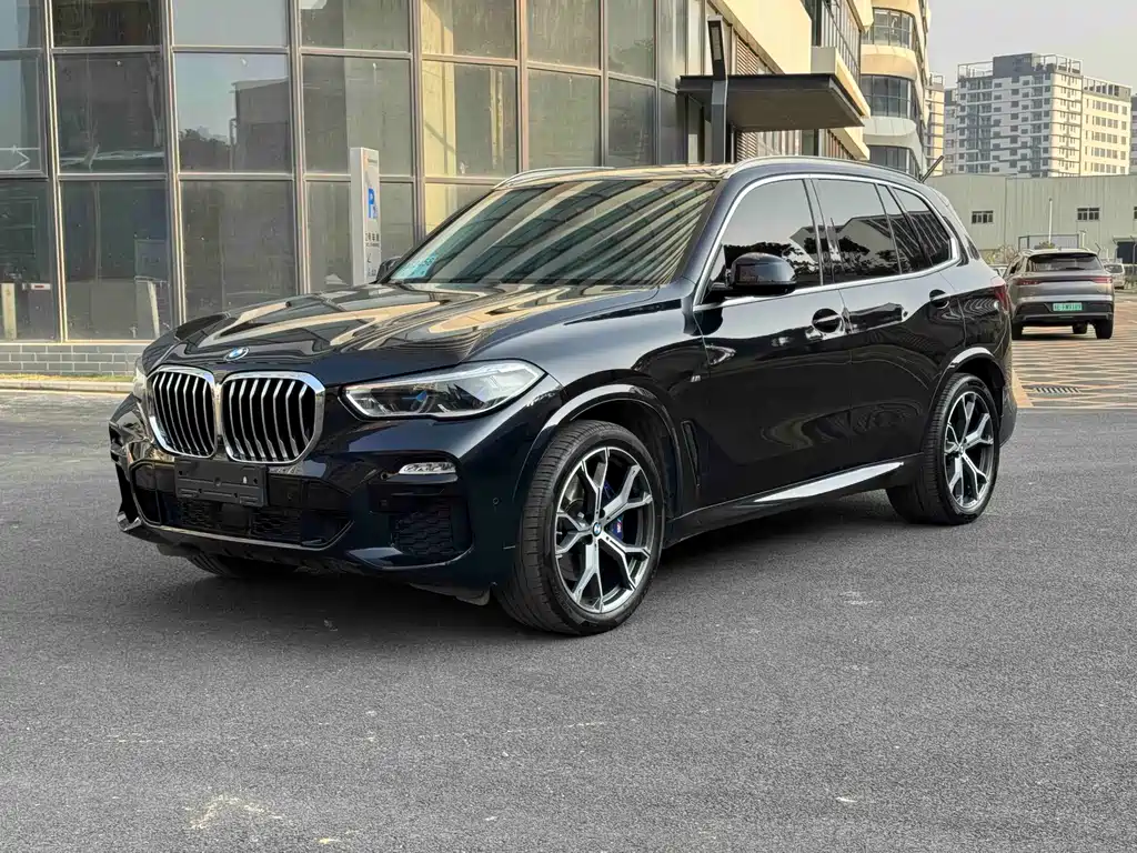 BMW X5 2021