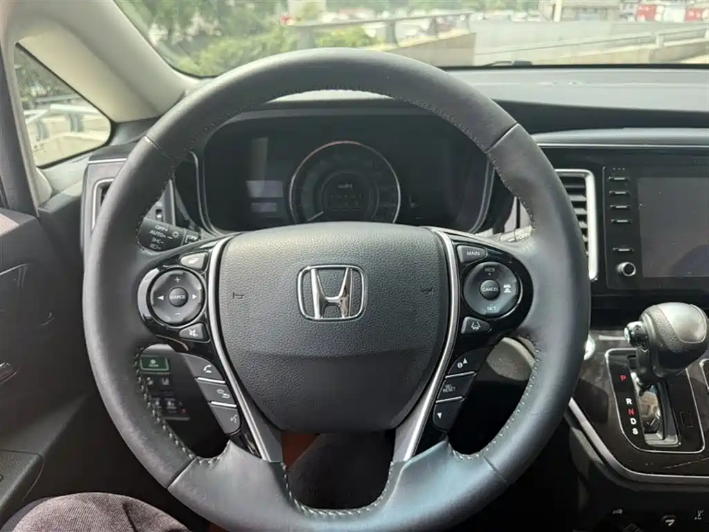 Honda Elysion 2021 — фото 16