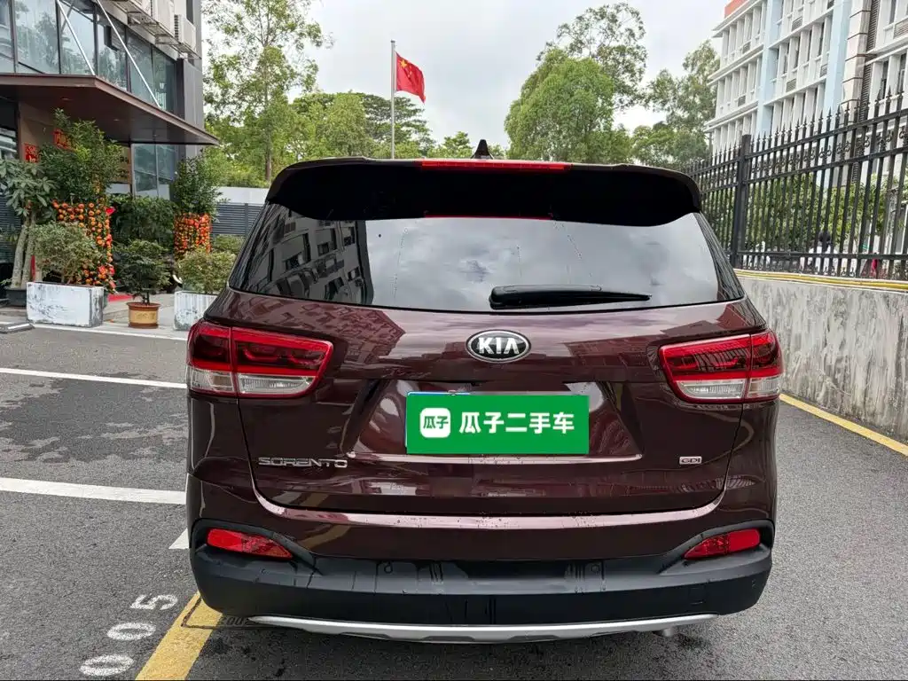 Kia Sorento 2016 — фото 6