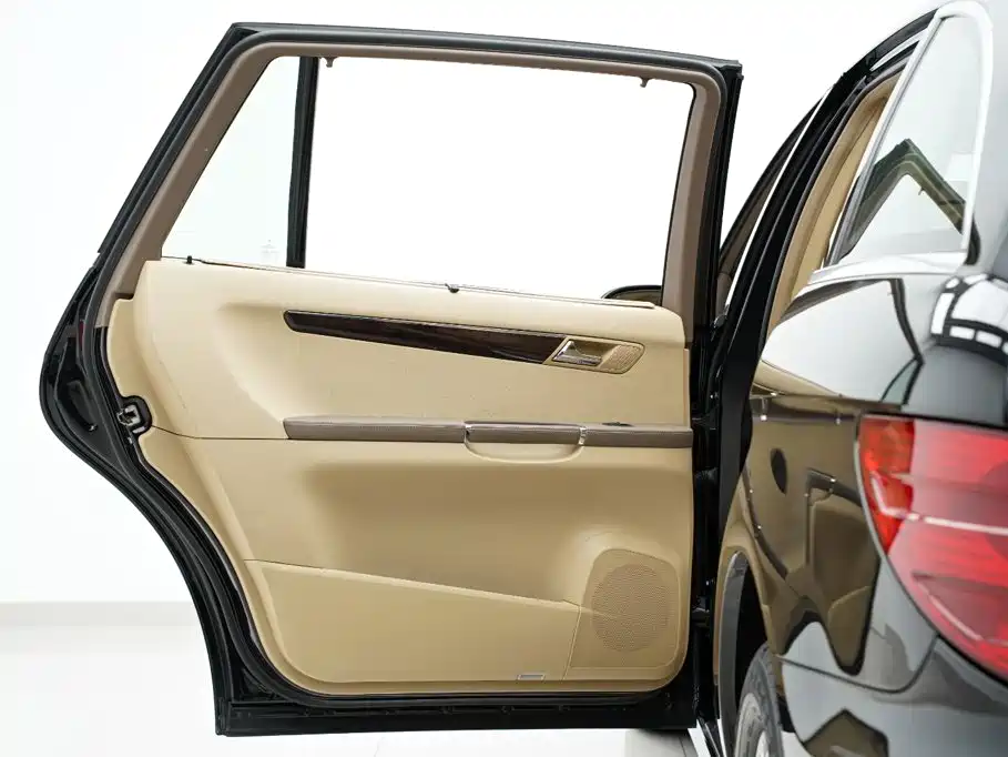 Mercedes-Benz R-Class 2008 — фото 12