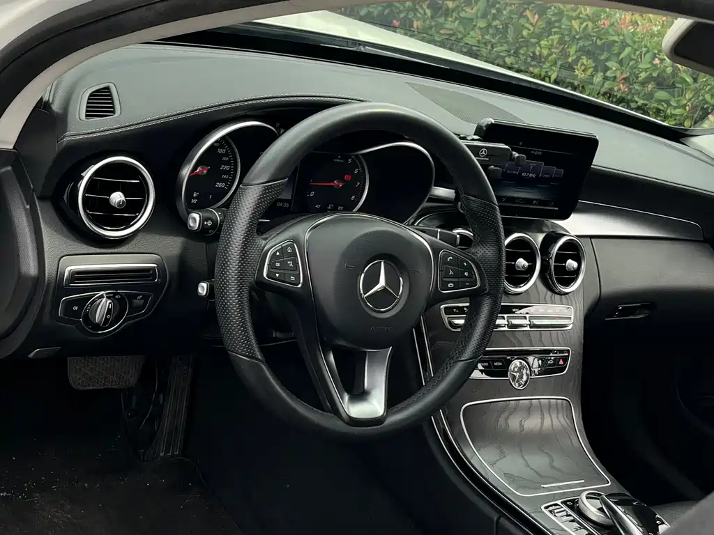 Mercedes-Benz C-Class 2015 — фото 9