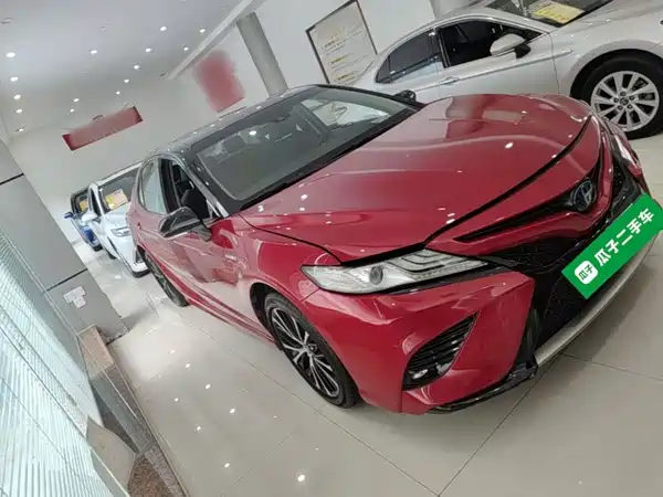 Toyota Camry 2019