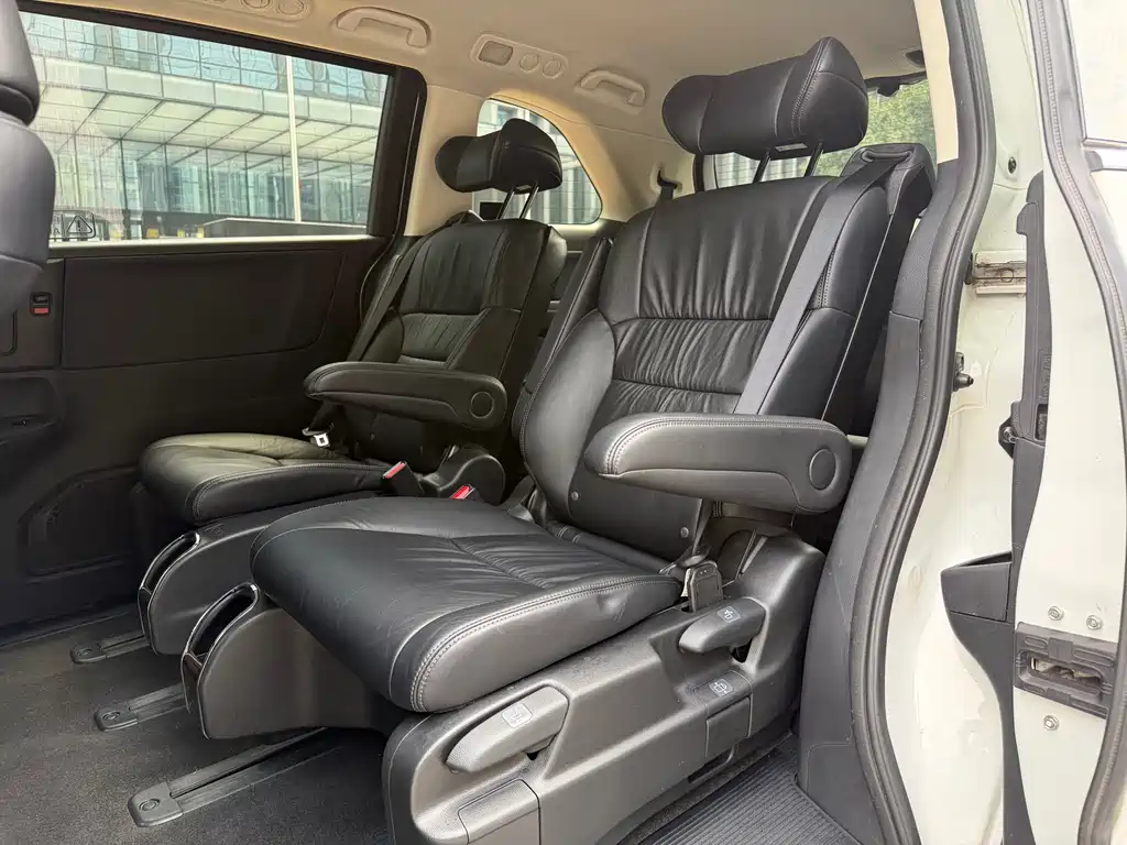 Honda Odyssey 2020 — фото 12
