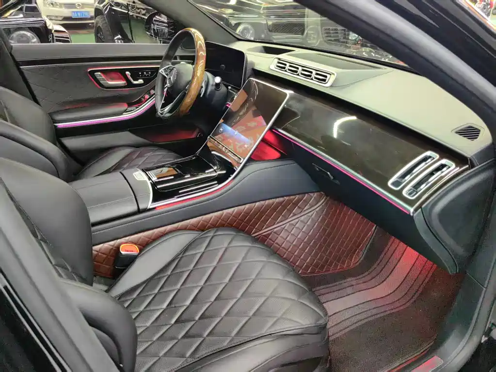 Mercedes-Benz S-Class 2023