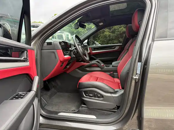Porsche Cayenne New Energy 2024