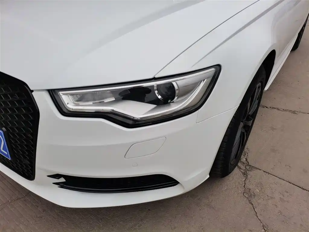 Audi A6L 2015 — фото 18