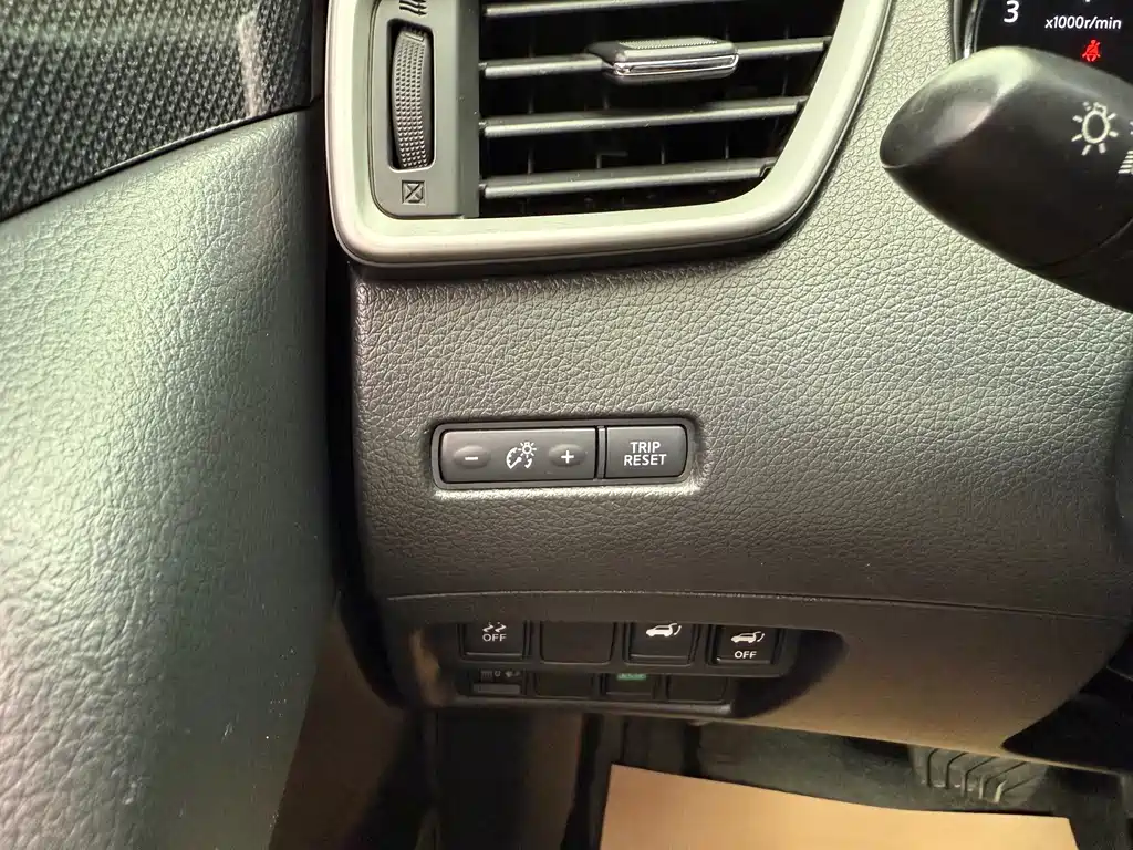 Nissan X-Trail 2016 — фото 11