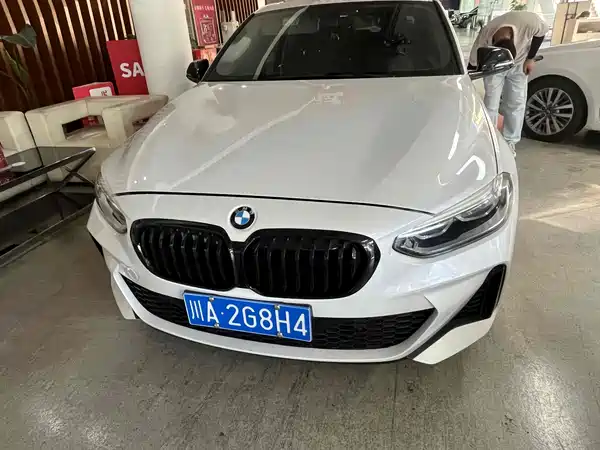 BMW 1 Series 2021