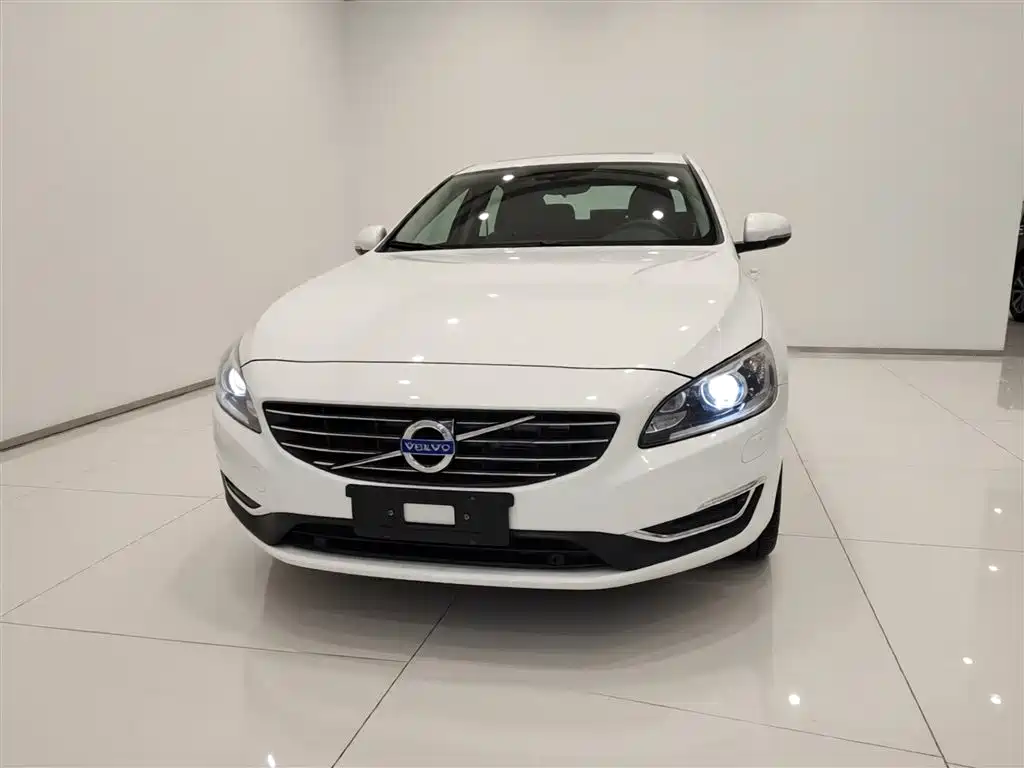 Volvo V60 2016 — фото 3