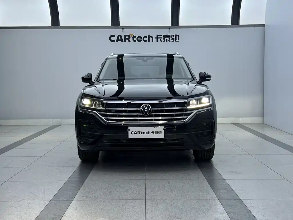 Volkswagen Touareg 2022 — фото 3