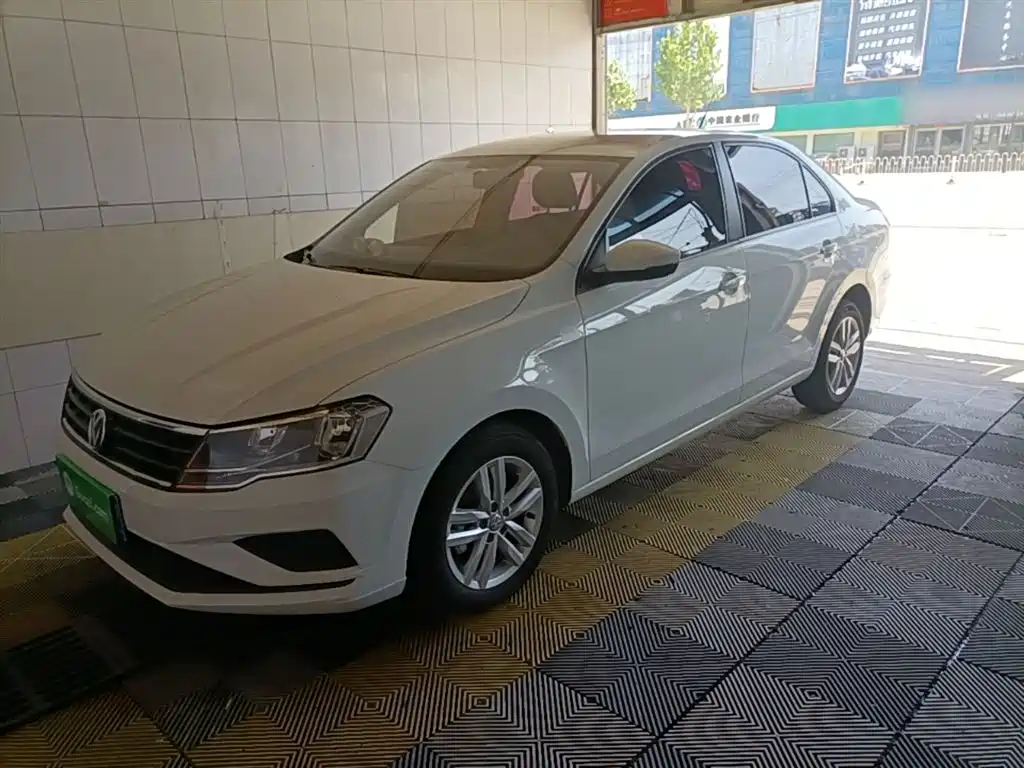 Volkswagen Jetta 2019 — фото 2