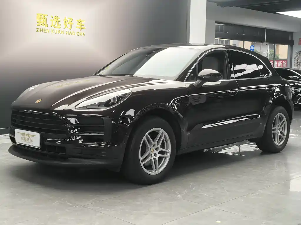 Porsche Macan 2020 — фото 1