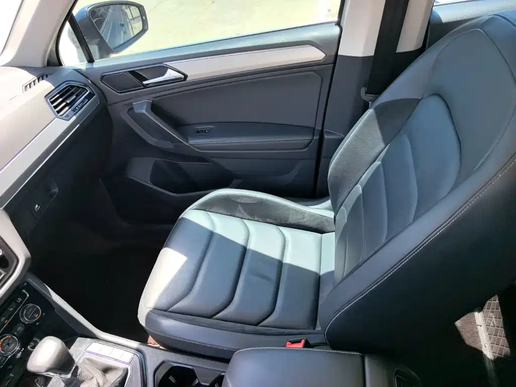 Volkswagen Tiguan L 2017 — фото 11