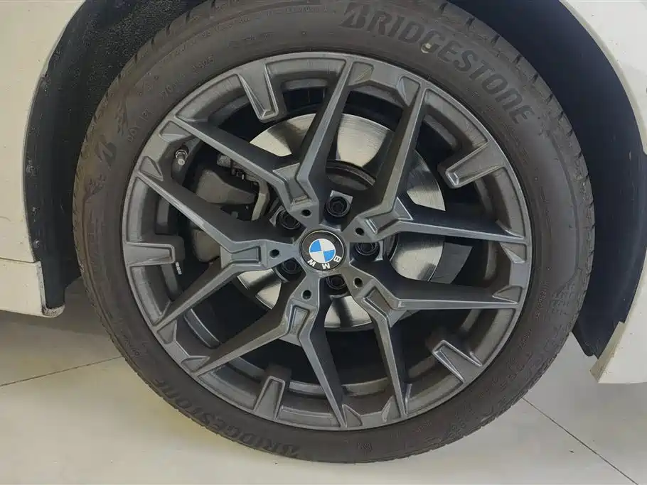 BMW 3 Series 2025