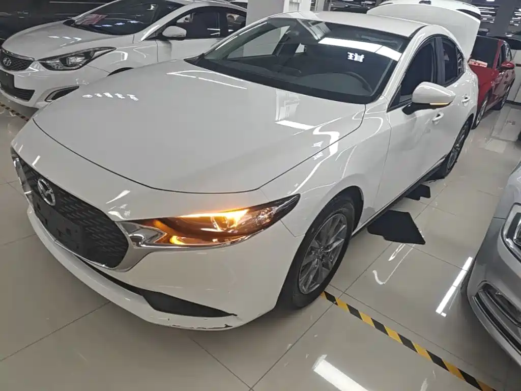 Mazda 3 Axela 2020